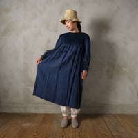 月夜の round yoke sleeve dress