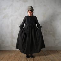 春霞む embroidery yoke dress