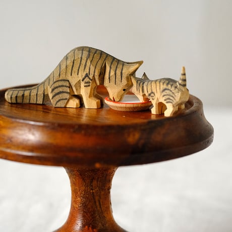 ドイツ工芸品 ミルクのみネコ