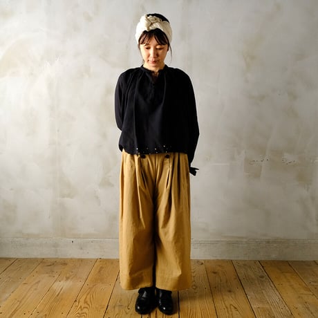 影添う baggy trousers