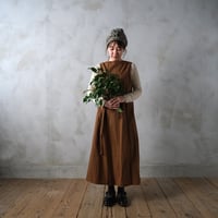 黙された言葉 sleeveless tablier robe