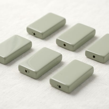 長方形ビーズ　マット