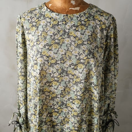月にぬれた花 drop waist dress