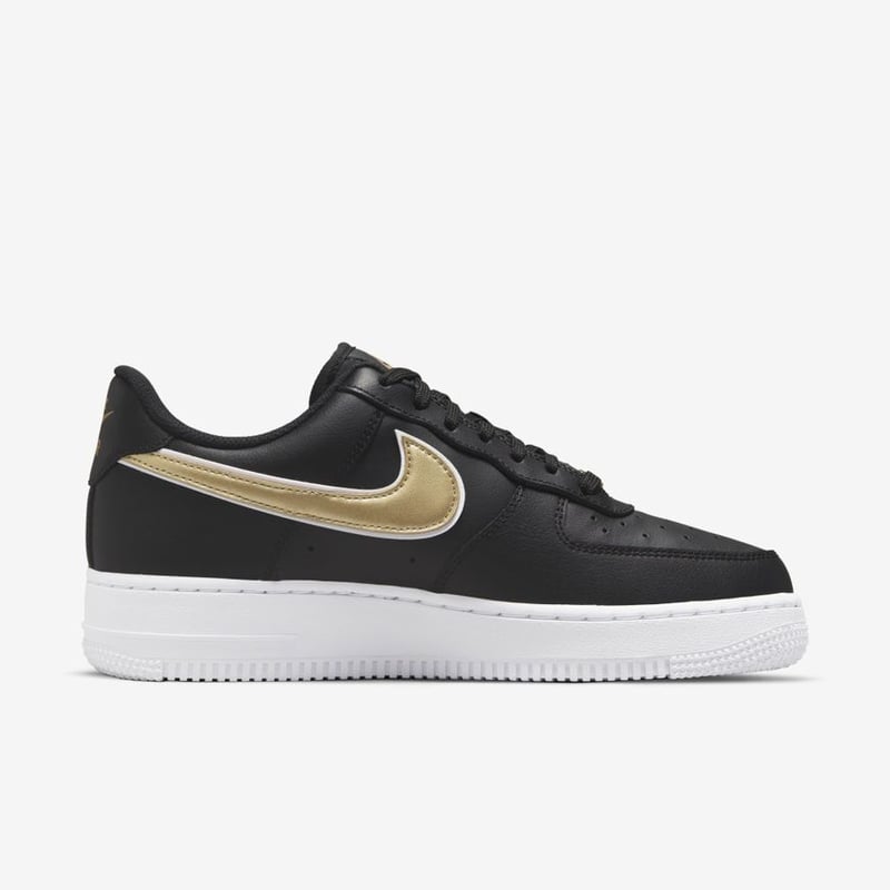 NIKE AIR FORCE 1 07 ESSENTIAL