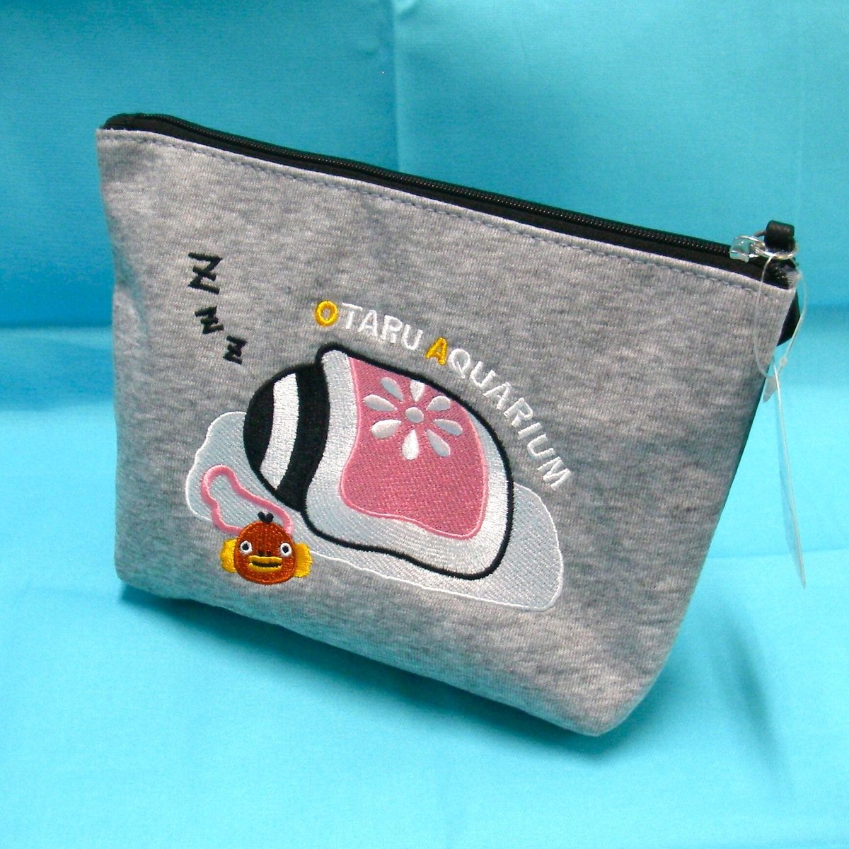 オリジナル サガラ刺繍ポーチ ペン太 | おたる水族館 ペン太の