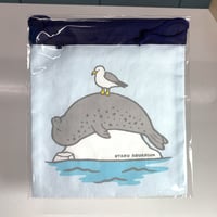 オリジナル巾着M　アザラシねんねブルー