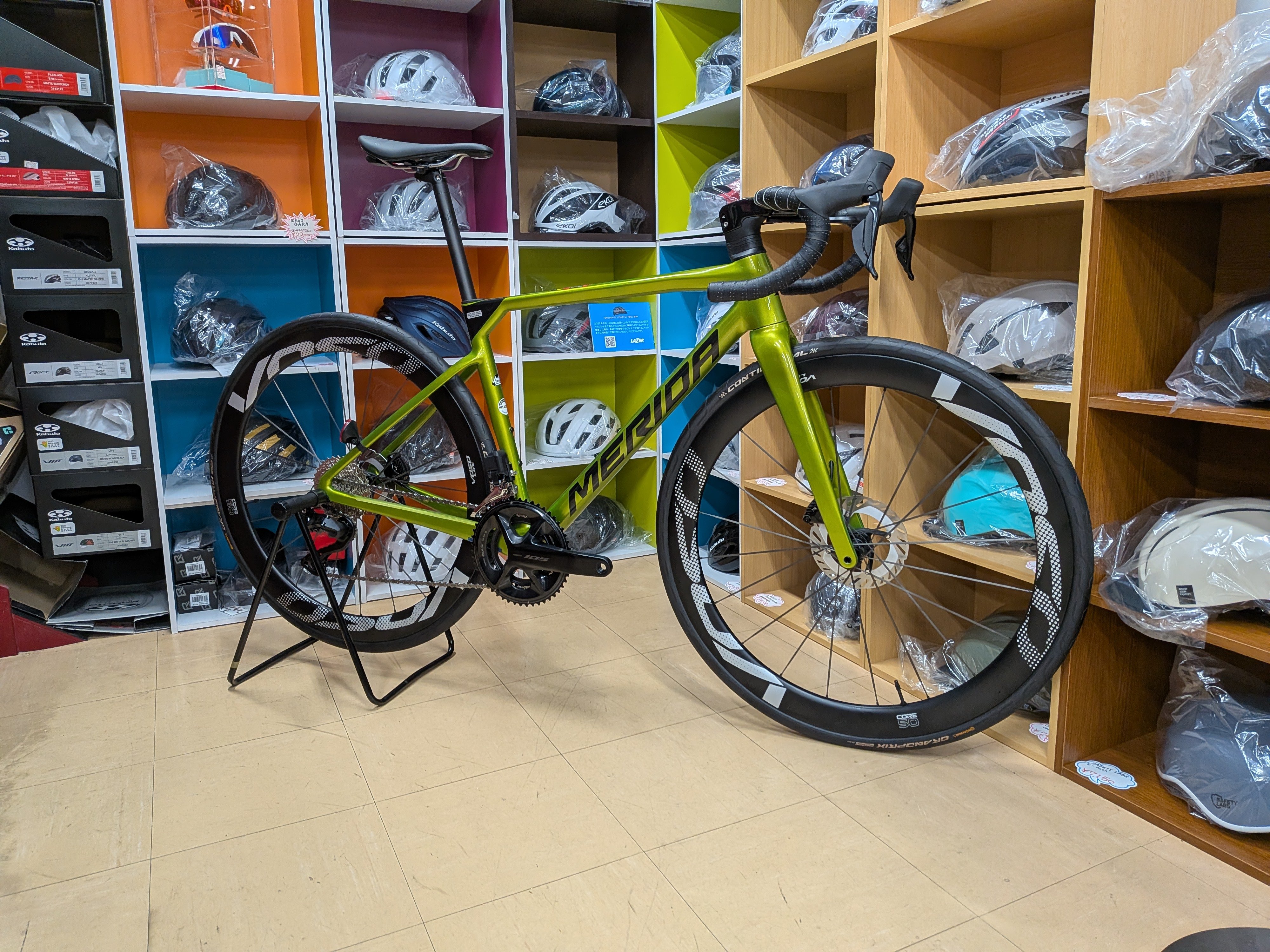 在庫限りの限定特価）【MERIDA・SCULTURA CF3 105Di2 カスタム | サ