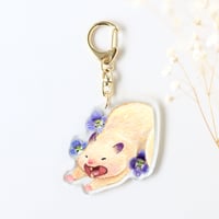 両面アートアクリルキーホルダー《あくびおもち》｜キンクマハムスターのおもち