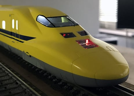 Endo #EI0071 JR-West Shinkansen Series 923-30 EMU "Doctor Yellow" (HO scale 1/87 16.5mm)