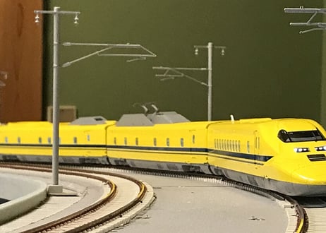 Endo #EI0071 JR-West Shinkansen Series 923-30 EMU "Doctor Yellow" (HO scale 1/87 16.5mm)
