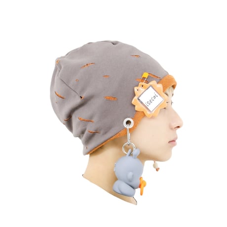 Whimgy Beanie Gray × Orange