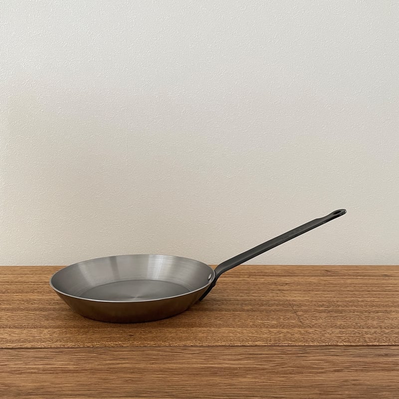 WADASUKE 鉄丸フライパン 24cm | YAOCA(やおか)日日の道具 WADASUKE 鉄丸フライパン 24cm | YAOCA(やおか)日日の道具