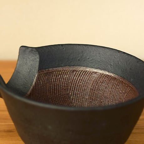 片口すり鉢4寸 鉄黒