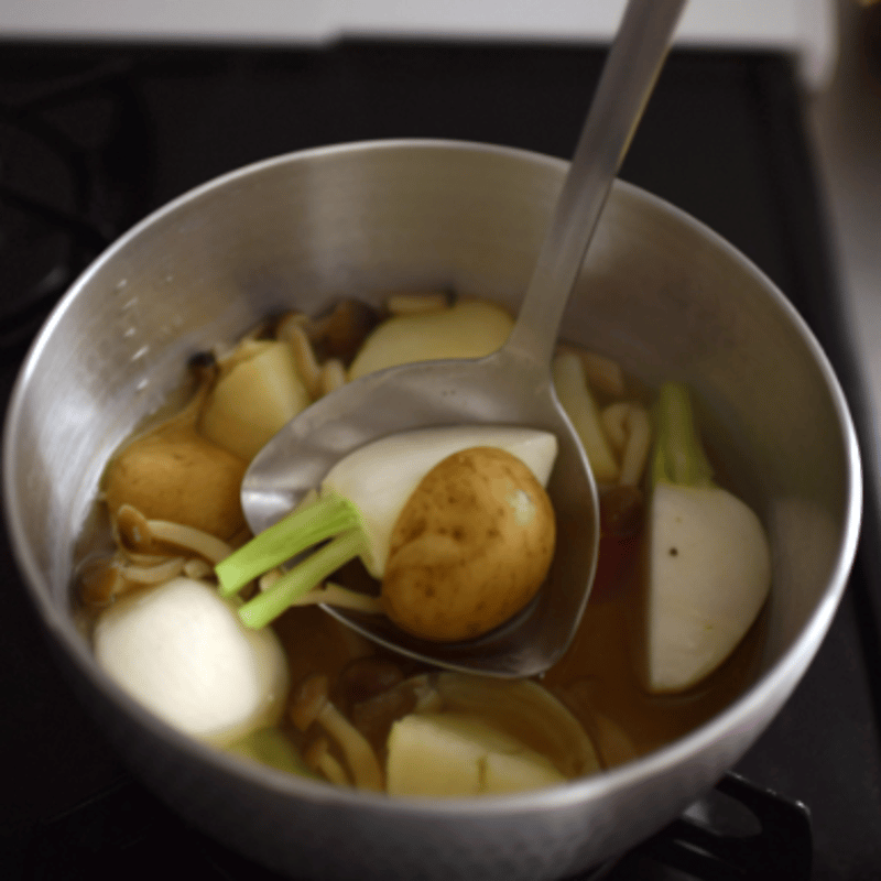 nullnil./shop(10/15までのお取り置き) ichibishi すくいやすく注ぎやすいレードル | YAOCA（やおか）日