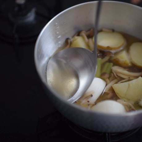ichibishi すくいやすく注ぎやすいレードル