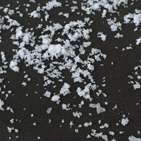 男鹿半島の塩 タッパー丸型 80g