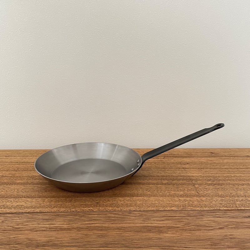 WADASUKE 鉄丸フライパン 26cm | YAOCA(やおか)日日の道具 WADASUKE 鉄丸フライパン 26cm | YAOCA(やおか)日日の道具