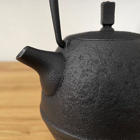 空間鋳造 鉄急須 Egg 中 PureBlack