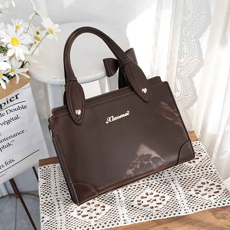 暴躁小梅】リボン付きフェイクレザー痛バッグ【推し活グッズ