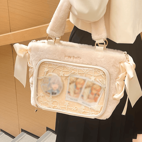 【FUYUUNEKO】サイドリボン付きふわふわファー痛バッグ　milk dolly