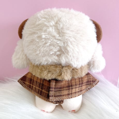 【ぬい服】ぬいぐるみ用 チェック柄のファー付きケープ 10cm用