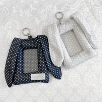 【推し活グッズ】うさ耳付きドット柄ふわふわトレカケース