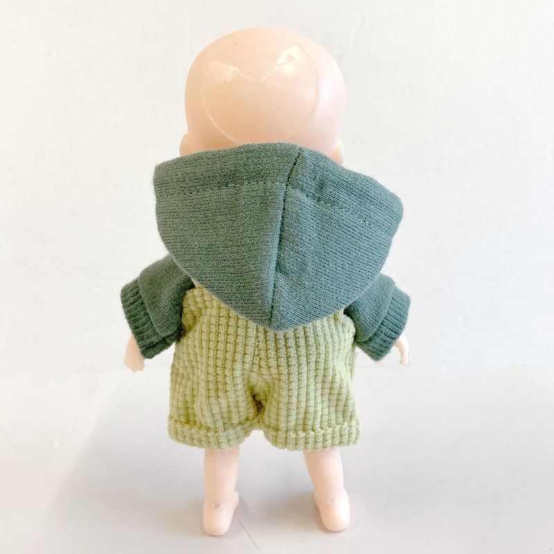 ぬい服】ワッペン付きカラフルオーバーオール 細身のぬいぐるみ