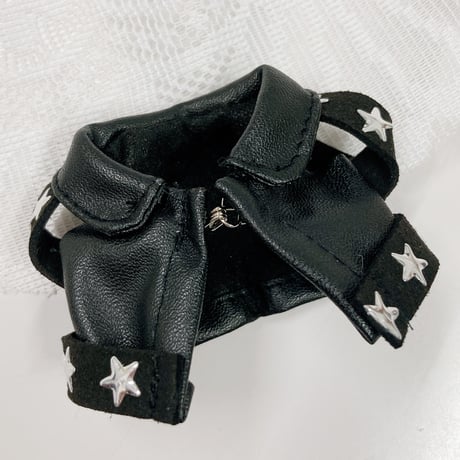 【ぬい服】スタッズ風スター付きフェイクレザージャケット　10cmぬいぐるみ用