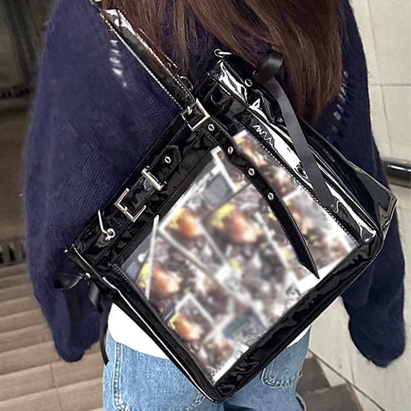 soda薄荷茶】ベルト付きフェイクレザーキルティング痛バッグ