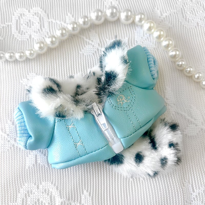 ぬい服】ふわふわしっぽ付き革ジャケット 【推し活グッズ】 | G