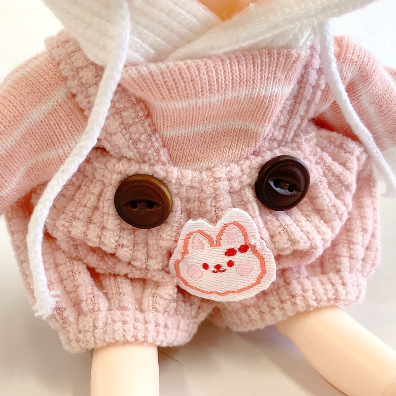 ぬい服】ワッペン付きカラフルオーバーオール 細身のぬいぐるみ