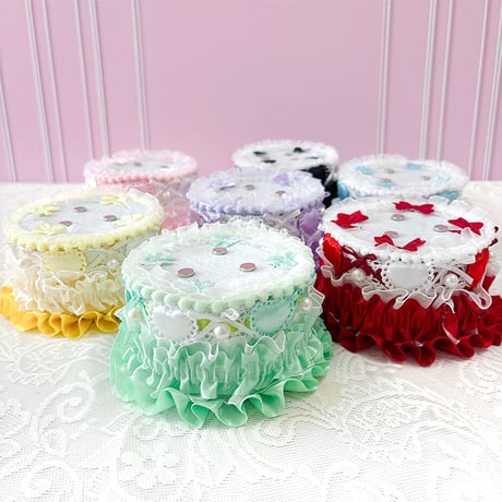 【G.triGerオリジナル 推し活グッズ】ホールケーキ型ロゼット【缶バッジ痛ロゼット】