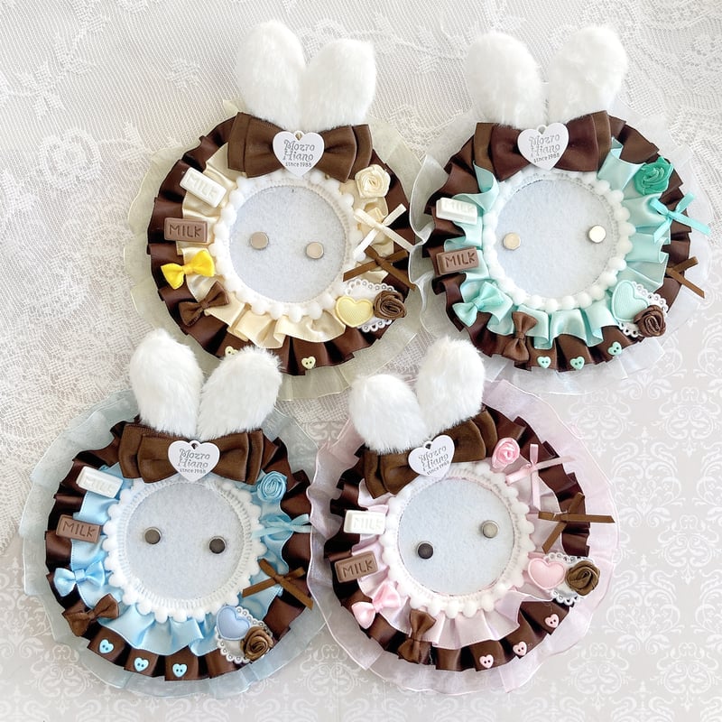 推し活グッズ】バニー・ショコラのフリルロゼット【57mm缶バッジ用