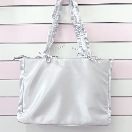【FUYUUNEKO】A3サテン痛バッグ milk dolly【推し活グッズ】