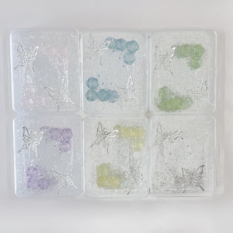 【推し活グッズ】硬質トレカケース【蝶と薔薇】