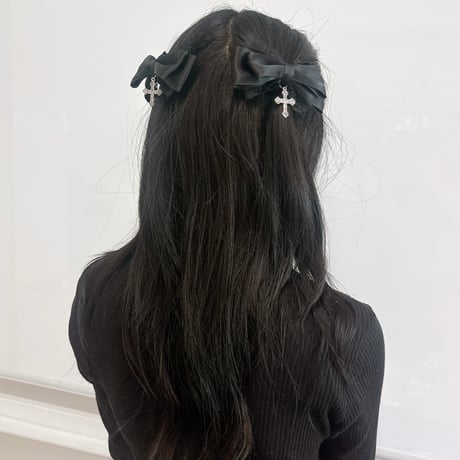 クロスビジュー付きレースリボンクリップ　2個セット【推し活グッズ・ヘアメ・参戦ヘア・地雷系・量産型】