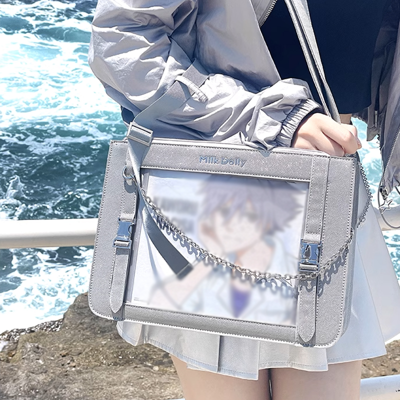 FUYUUNEKO】キラキラフェイクレザー 痛バッグ Milk Dolly【推し活