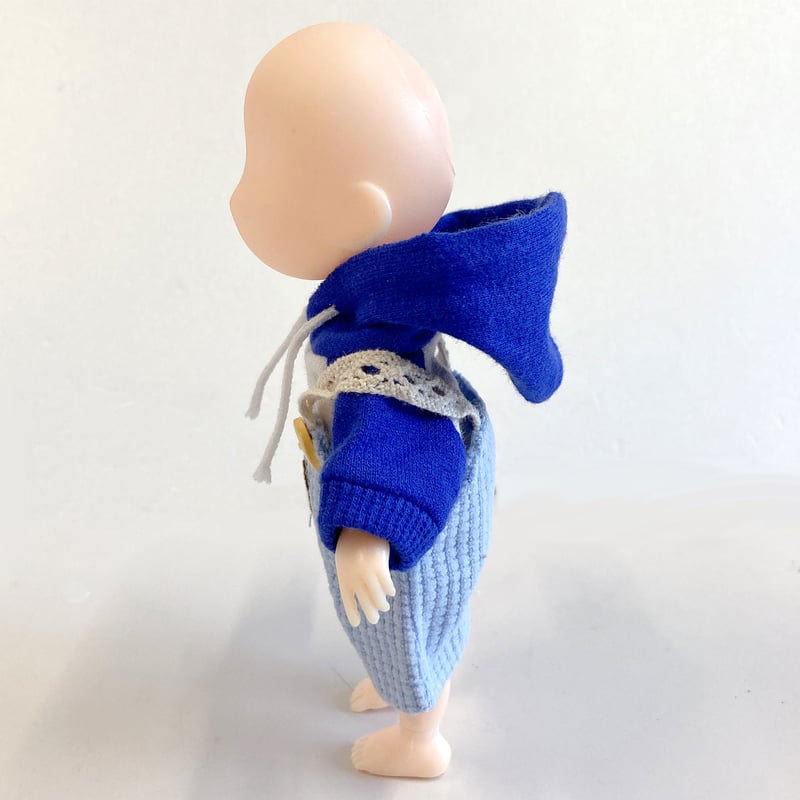 ぬい服】ワッペン付きカラフルオーバーオール 細身のぬいぐるみ