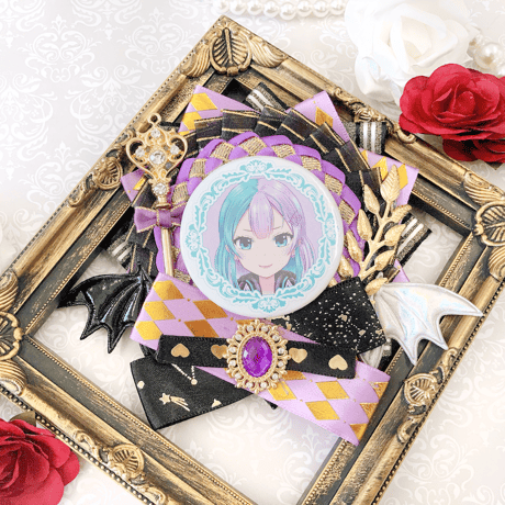 【G.triGerオリジナル 推し活グッズ】羽付きロゼット(悪魔)【缶バッジ 痛ロゼット】