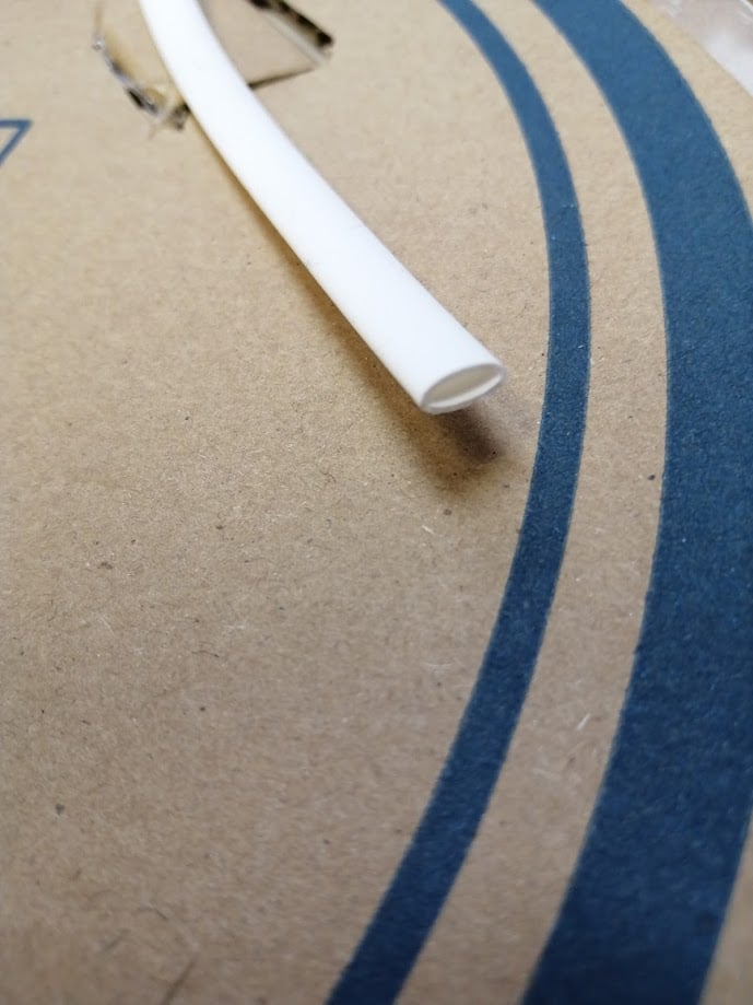 佳山　楕円 TMC-3 楕円チューブ白 3.9Φ (5m切断品) | カトデンSTOCK