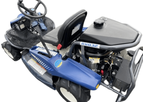 ISEKIアグリ　乗用草刈機　RM832　【大型商品・北海道限定販売】