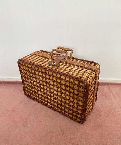 Picnic Basket ①