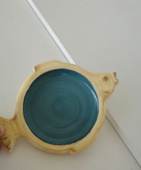 Tray