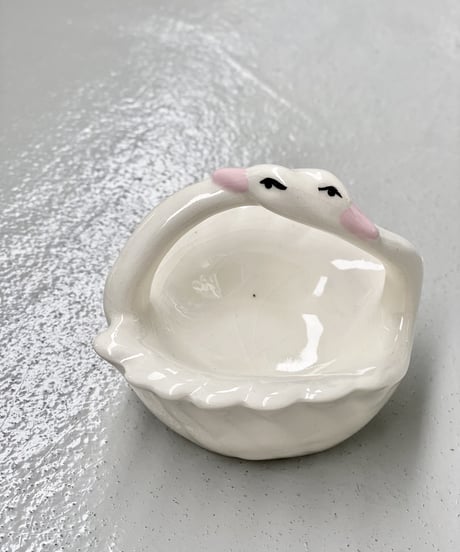 Potpourri Pot  -B-