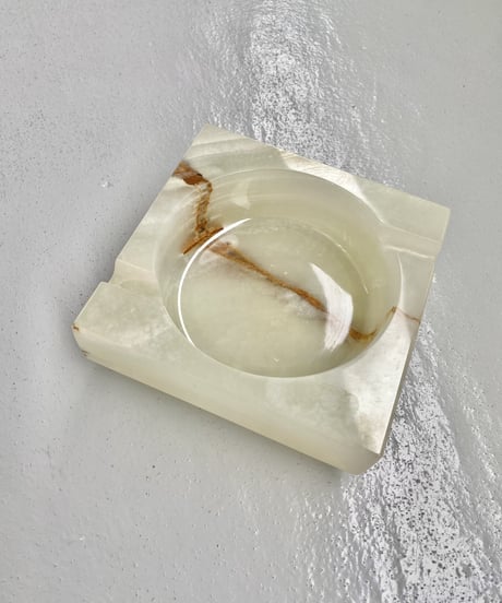 Onyx Tray