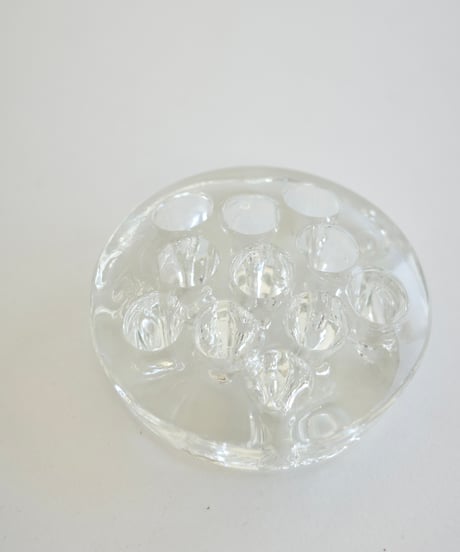 Pinholder (C)