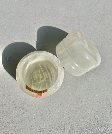 Onyx Pot