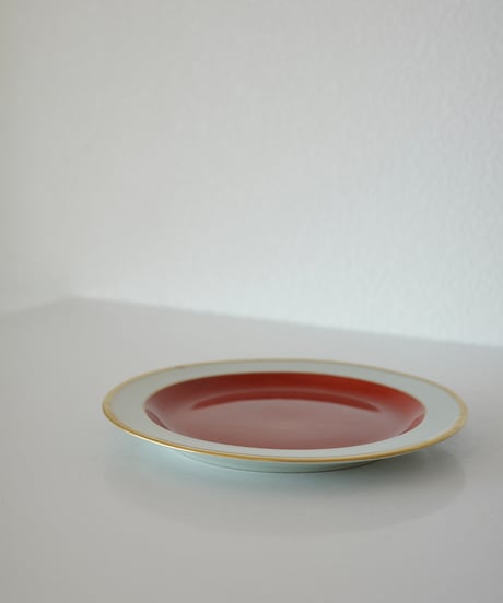Plate