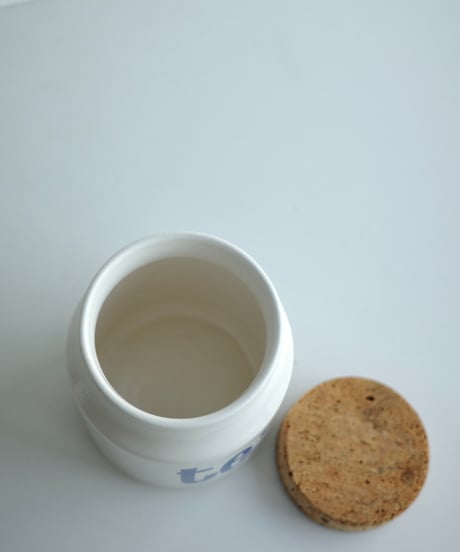 Canister