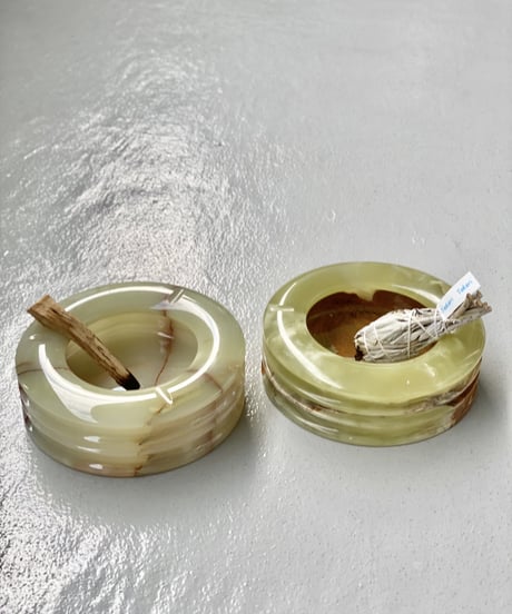 Onyx Ashtray -LL-